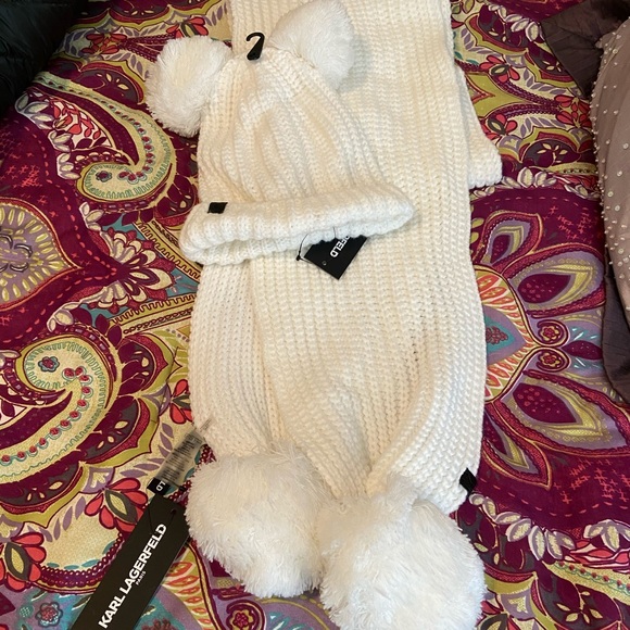Karl Lagerfeld scarf and hat set